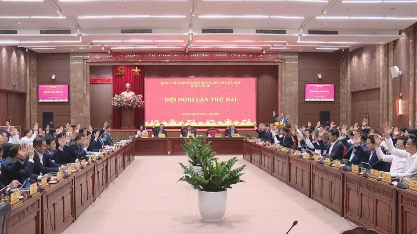 Phân cấp, ủy quyền, tạo điều kiện tối đa cho xã, phường